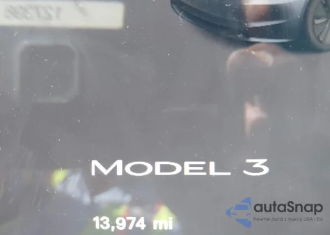 2024 Tesla Model 3 Long Range Dual Motor All-Wheel Drive/Rear-Wheel Drive z USA, uszkodzony, nr VIN 5YJ3E1EA8RF726421